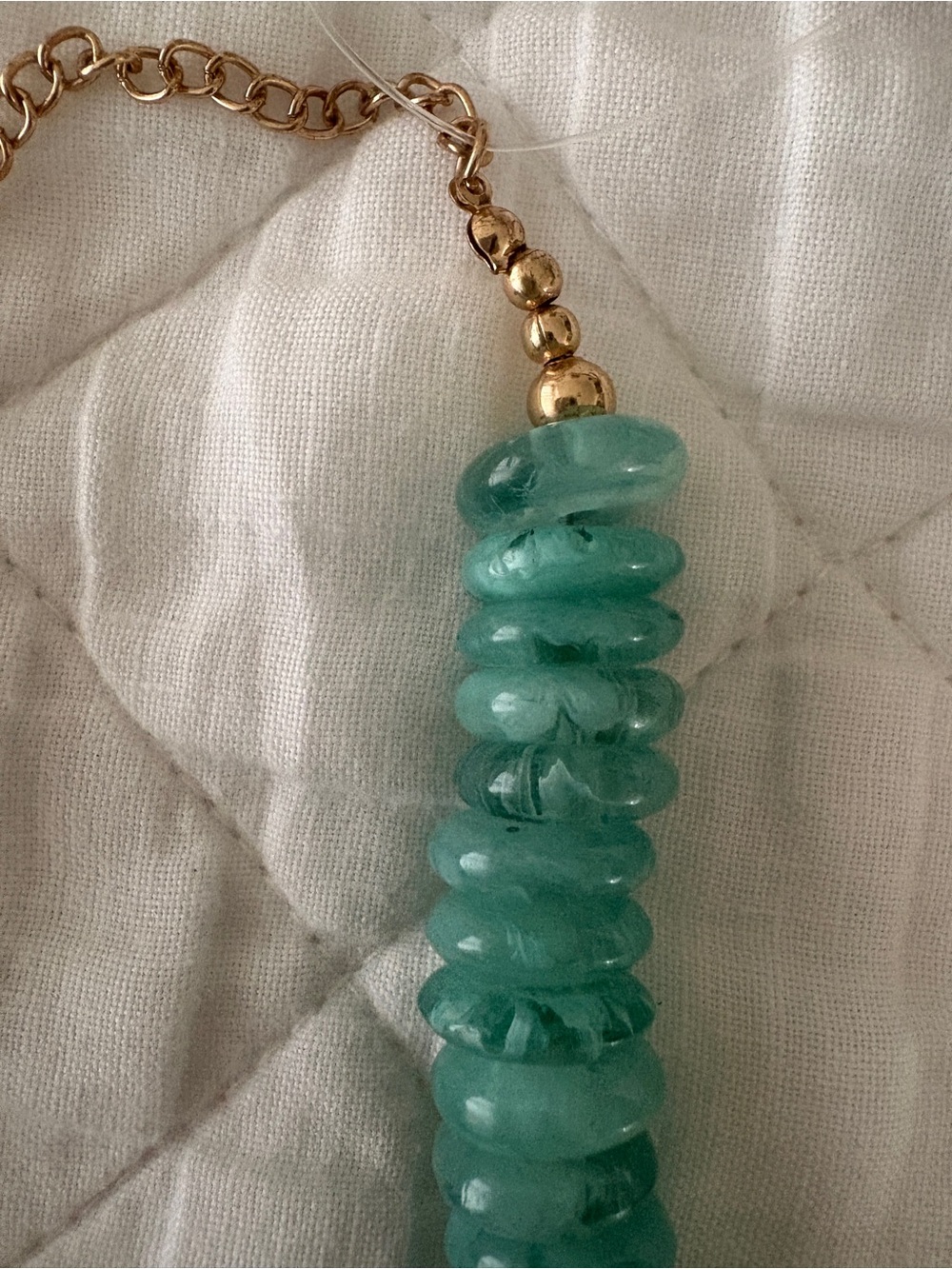 NWT Aqua Green Resin Bead Necklace - Picture 2 of 4